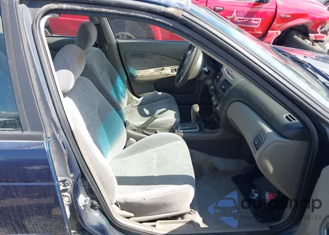 2003 Nissan Sentra Gxe z USA, uszkodzony, nr VIN 3N1CB51D43L815897